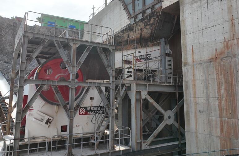 Analysis and application of particle size characteristic curve of jaw crusher products