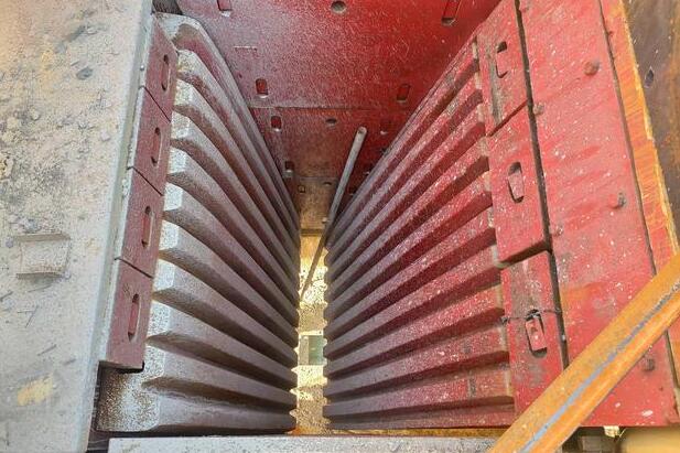 Jaw crusher